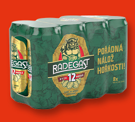 Balení 8 piv Radegast na červeném pozadí