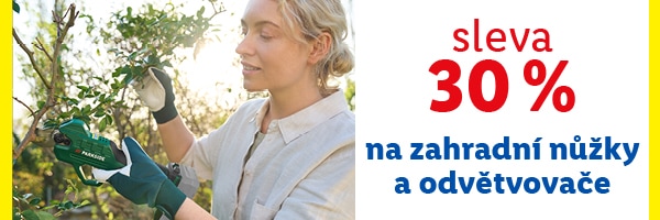 Na levé části obrázku je žena na zahradě stříhající strom, v pravé části červeno modrý text "sleva 30 % na zahradní nůžky a odvětvovače"
